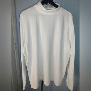 LLBean  turtle neck tee size L